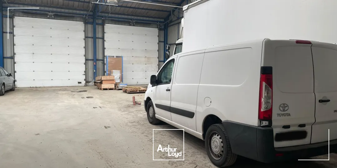 Locaux d'activité & Entrepôts - Vente - LE BIGNON - 44140 - 920-920 - 7958737