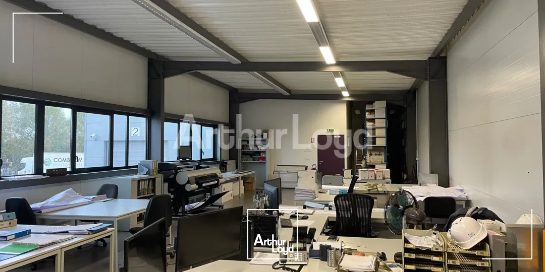 Locaux d'activité & Entrepôts - Location - HALLENNES LEZ HAUBOURDIN - 59320 - 5392-5392 - 7959991