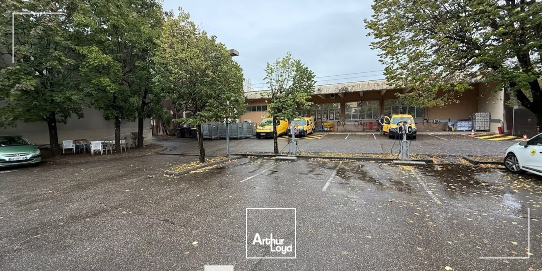 Locaux commerciaux - Location - MIRIBEL - 01700 - 372-372 - 7960242
