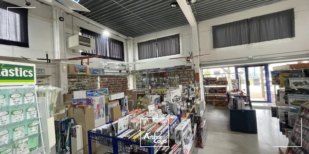 Locaux d'activité & Entrepôts - Location - ESLETTES - 76710 - 504-504 - 7962462
