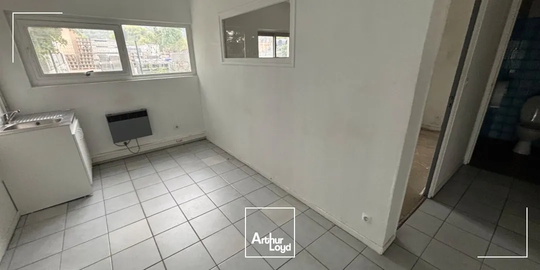 Locaux d'activité & Entrepôts - Location - SOTTEVILLE LES ROUEN - 76300 - 700-700 - 7962480