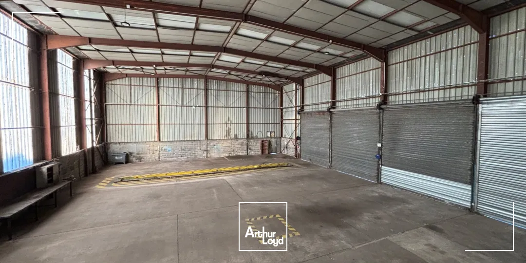 Locaux d'activité & Entrepôts - Location - SOTTEVILLE LES ROUEN - 76300 - 700-700 - 7962476