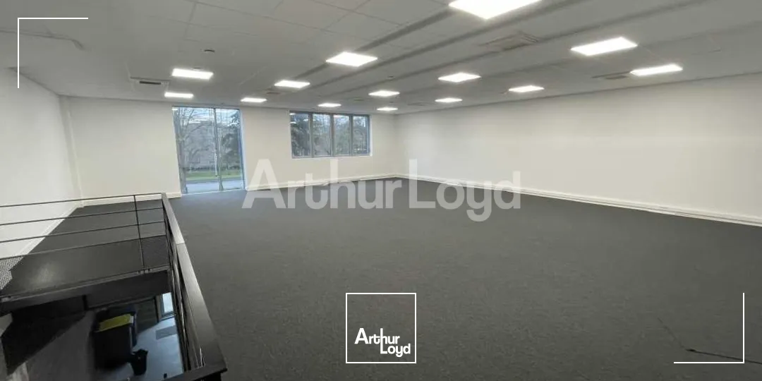 Locaux d'activité & Entrepôts - Location - LESQUIN - 59810 - 333-1259 - 7967282