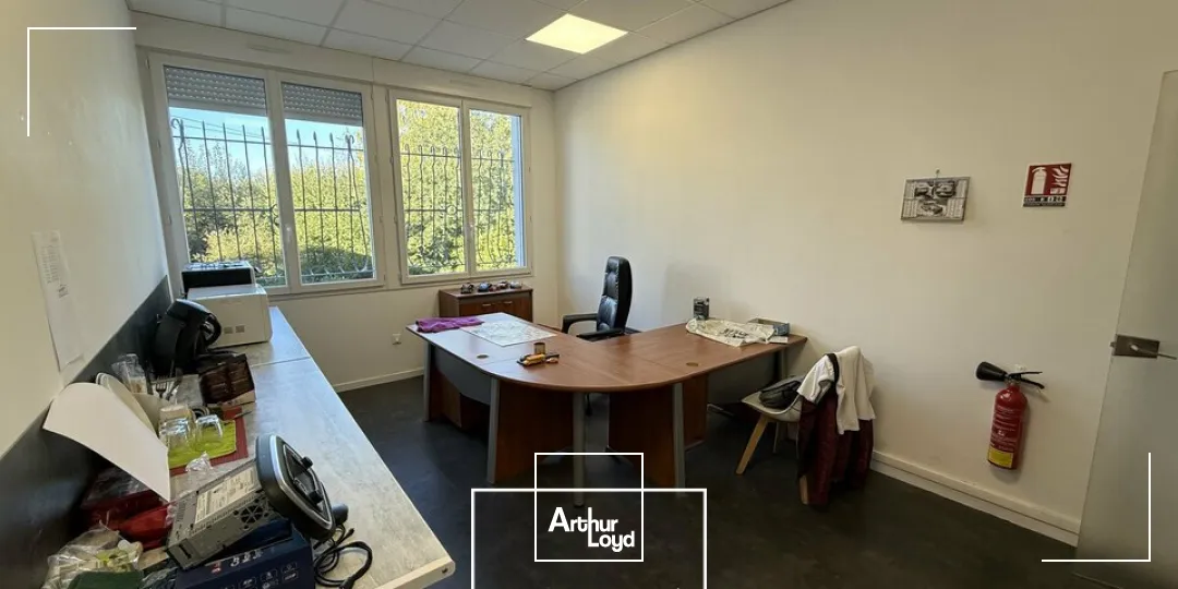 Locaux commerciaux - Location - SAINT-ANGEL - 19200 - 582-582 - 7969639