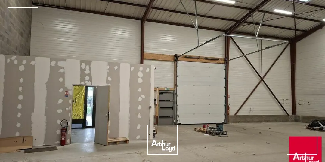 Locaux d'activité & Entrepôts - Location - LA CHAPELLE SAINT AUBIN - 72650 - 270-270 - 7969658