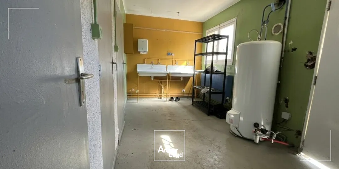 Locaux d'activité & Entrepôts - Vente - PORT-JÉRÔME-SUR-SEINE - 76330 - 304-304 - 7969715