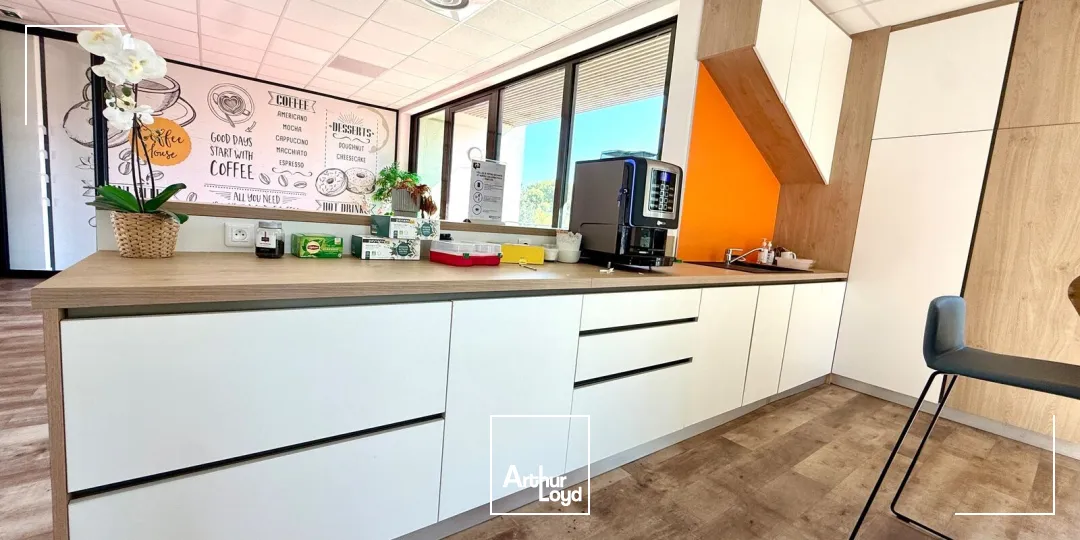 Bureaux - Location - AIX EN PROVENCE - 13100 - 307.52-945.2 - 7971229