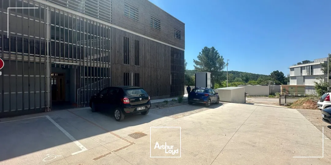 Bureaux - Location - GARDANNE - 13120 - 151.7-151.7 - 7971358