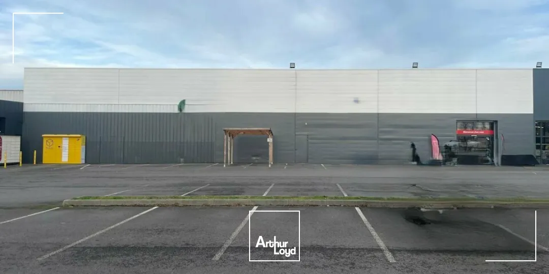 Locaux commerciaux - Location - FONTENAY-LE-COMTE - 85200 - 1542-1542 - 7979374