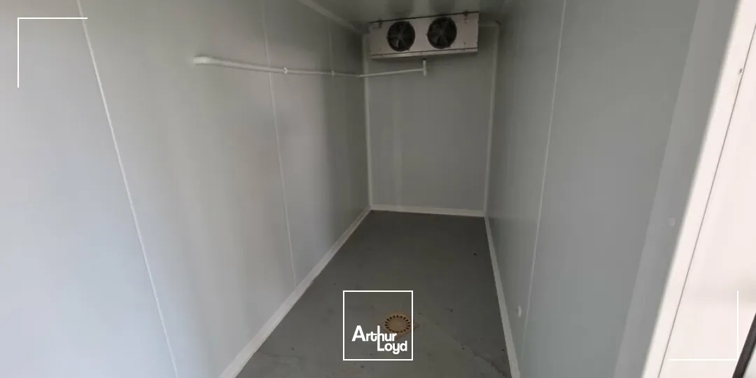 Locaux commerciaux - Location - FONTENAY-LE-COMTE - 85200 - 400-400 - 7979381