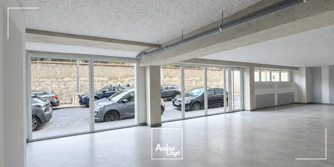 Locaux commerciaux - Vente - REIMS - 51100 - 94.07-94.07 - 7979428