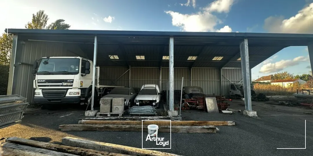 Locaux d'activité & Entrepôts - Vente - MEHUN-SUR-YEVRE - 18500 - 772-772 - 7979506
