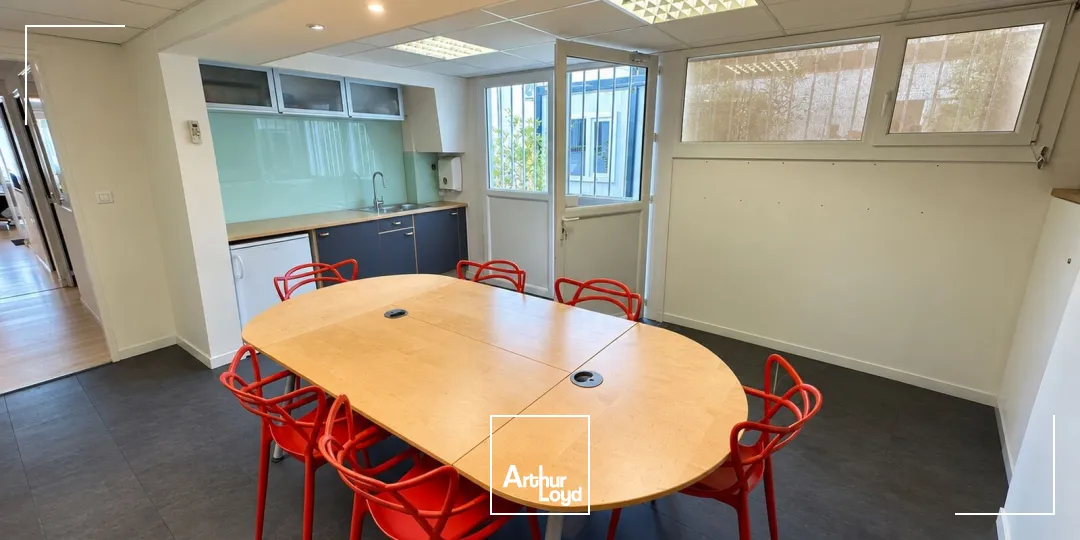 Bureaux - Vente - VENELLES - 13770 - 153.22-153.22 - 7979525