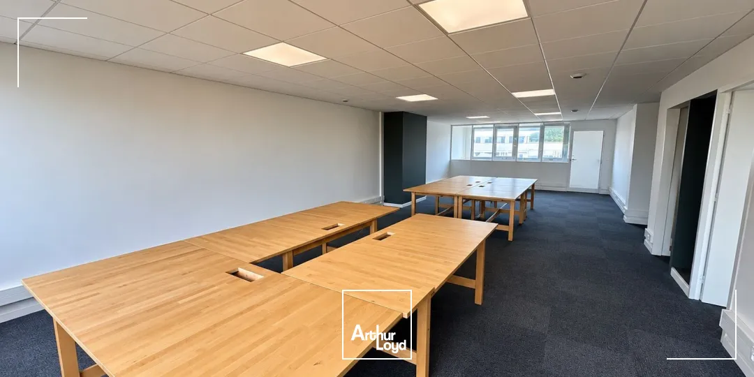 Bureaux - Location - AIX EN PROVENCE - 13090 - 94.48-94.48 - 7979567