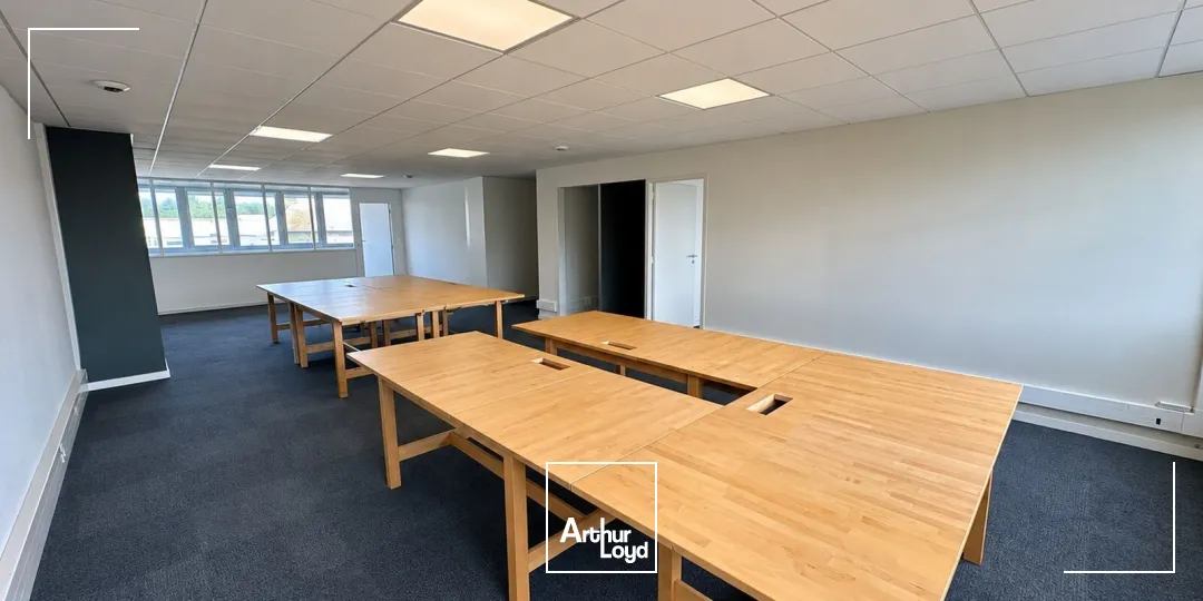 Bureaux - Location - AIX EN PROVENCE - 13090 - 94.48-94.48 - 7979570