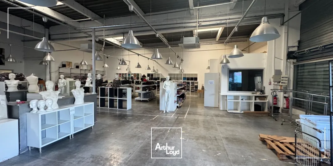 Locaux commerciaux - Location - BORDEAUX - 33000 - 180-797 - 7979666