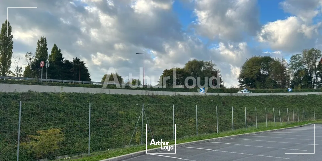 Locaux commerciaux - Location - PETITE FORET - 59494 - 560-560 - 7980102