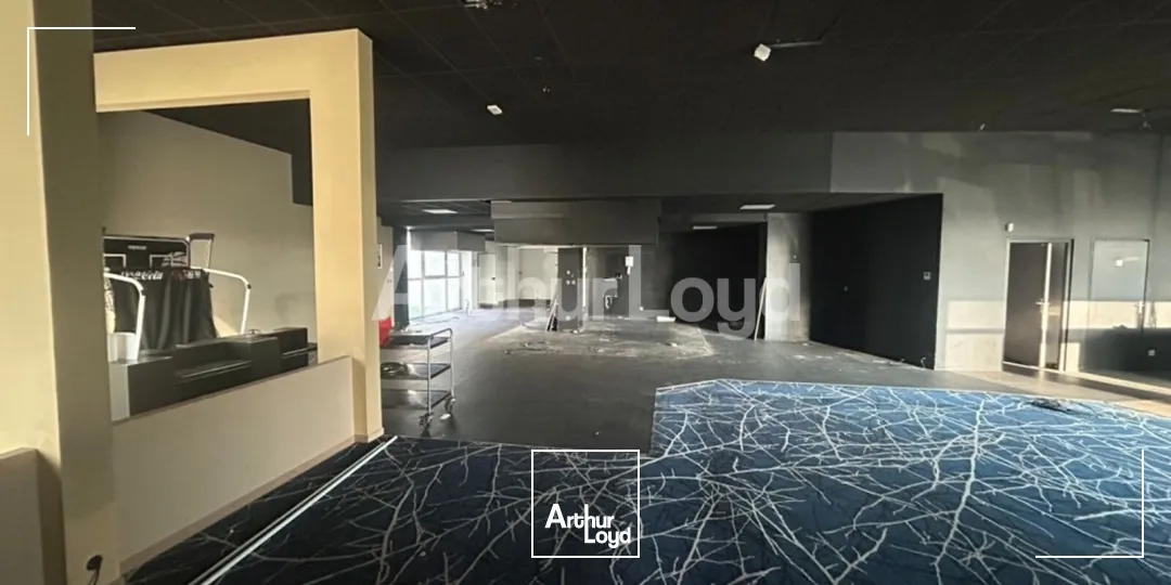 Locaux commerciaux - Location - PETITE FORET - 59494 - 560-560 - 7980104