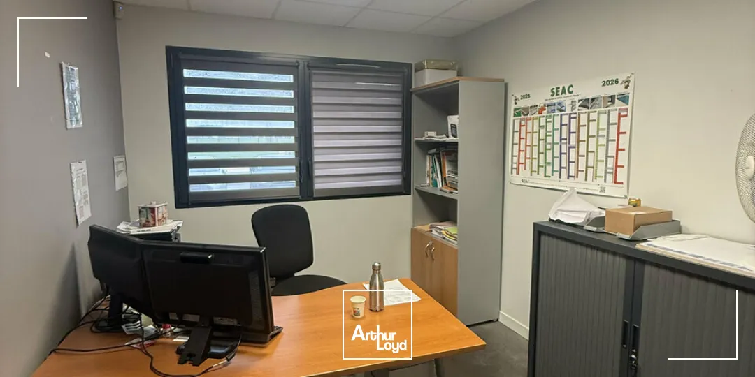Bureaux - Location - SAINT-PANTALÉON-DE-LARCHE - 19600 - 175-175 - 7980366