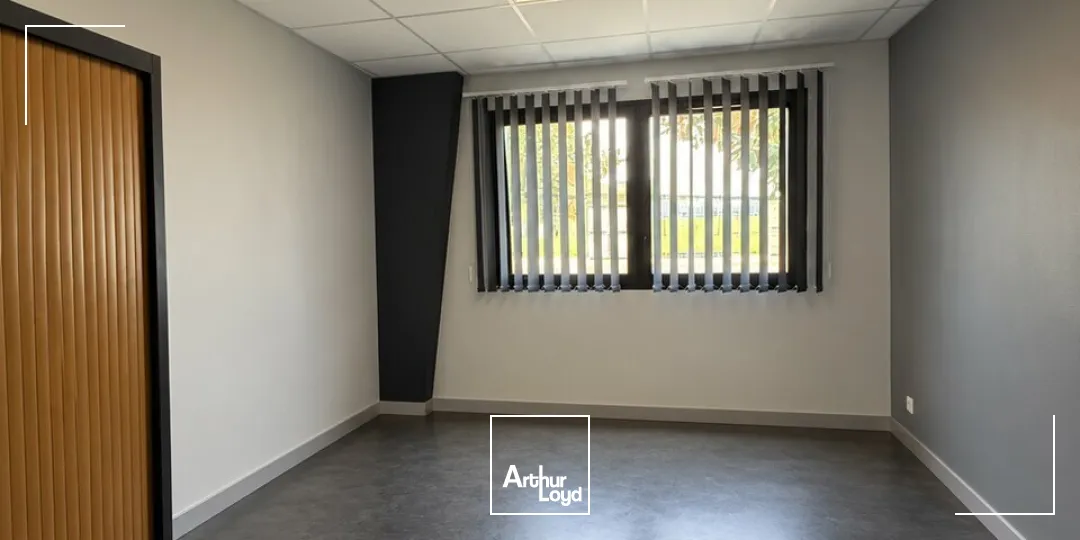 Bureaux - Location - SAINT-PANTALÉON-DE-LARCHE - 19600 - 175-175 - 7980364