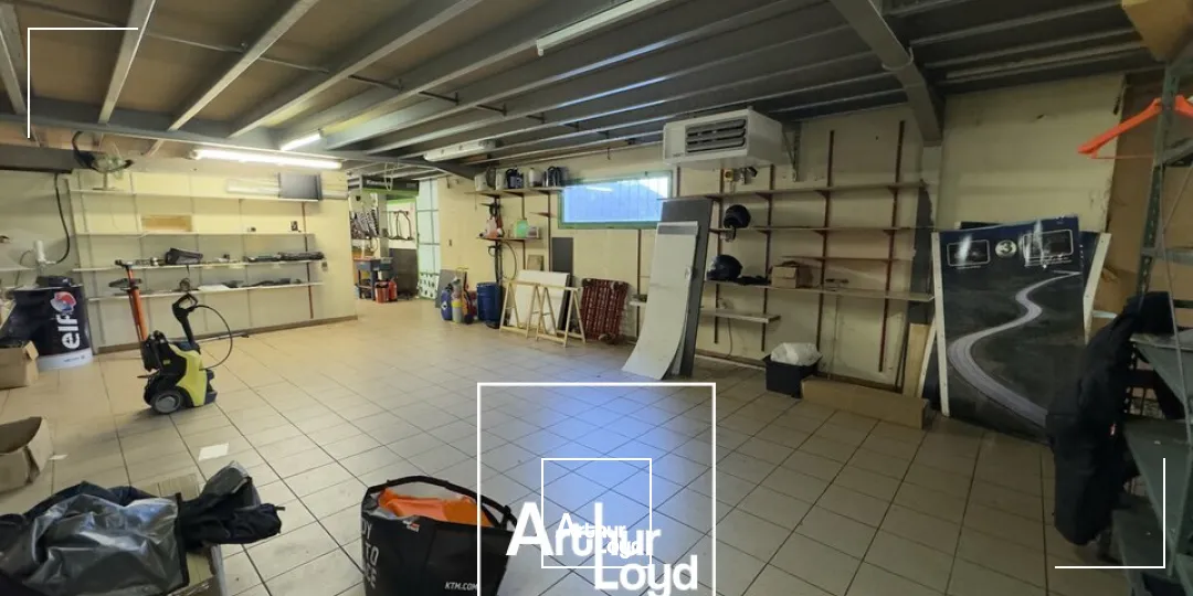 Locaux commerciaux - Location - BRIVE-LA-GAILLARDE - 19100 - 300-300 - 7980371