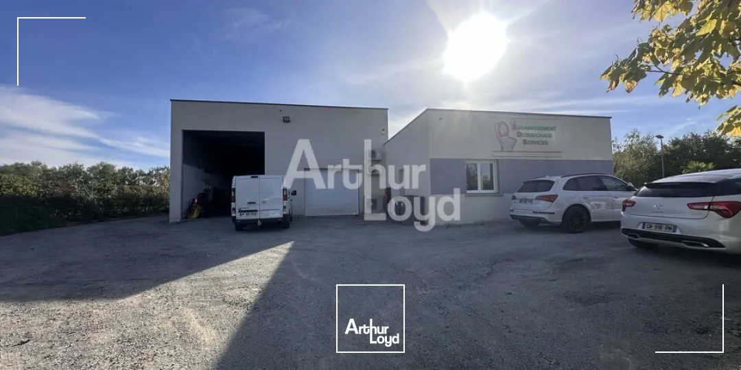 Locaux d'activité & Entrepôts - Vente - BOURGBARRÉ - 35230 - 400-400 - 7980404