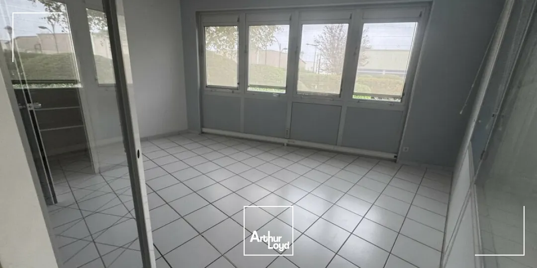 Locaux d'activité & Entrepôts - Location - JOUE LES TOURS - 37300 - 410-410 - 7980452