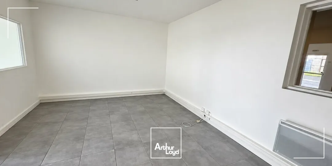 Locaux d'activité & Entrepôts - Location - JOUE LES TOURS - 37300 - 180-180 - 7980461