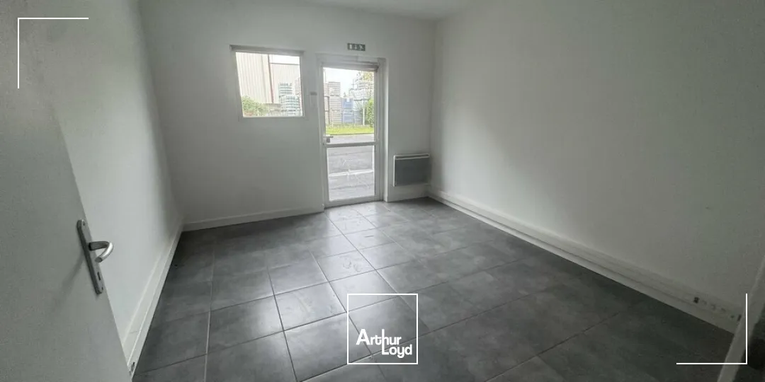 Locaux d'activité & Entrepôts - Location - JOUE LES TOURS - 37300 - 180-180 - 7980462