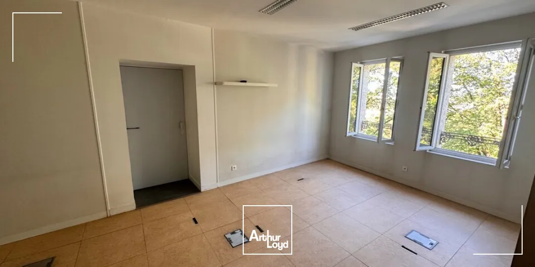 Bureaux - Location - ANGOULÊME - 16000 - 64.58-64.58 - 7980495