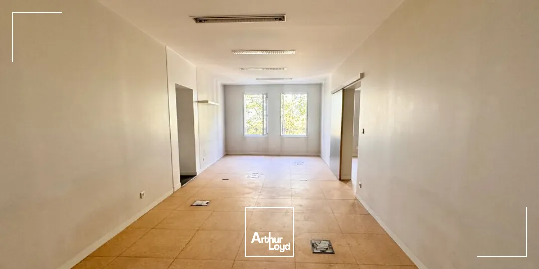 Bureaux - Location - ANGOULÊME - 16000 - 64.58-64.58 - 7980496