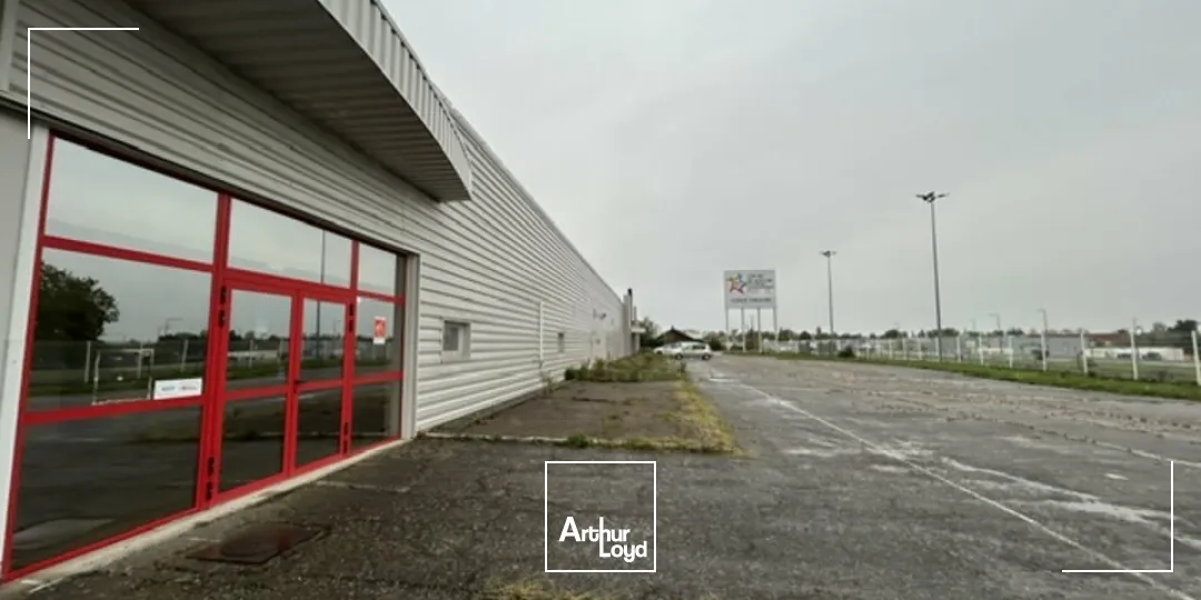 Locaux d'activité & Entrepôts - Vente - TOULON SUR ALLIER - 03400 - 3600-3600 - 7980601