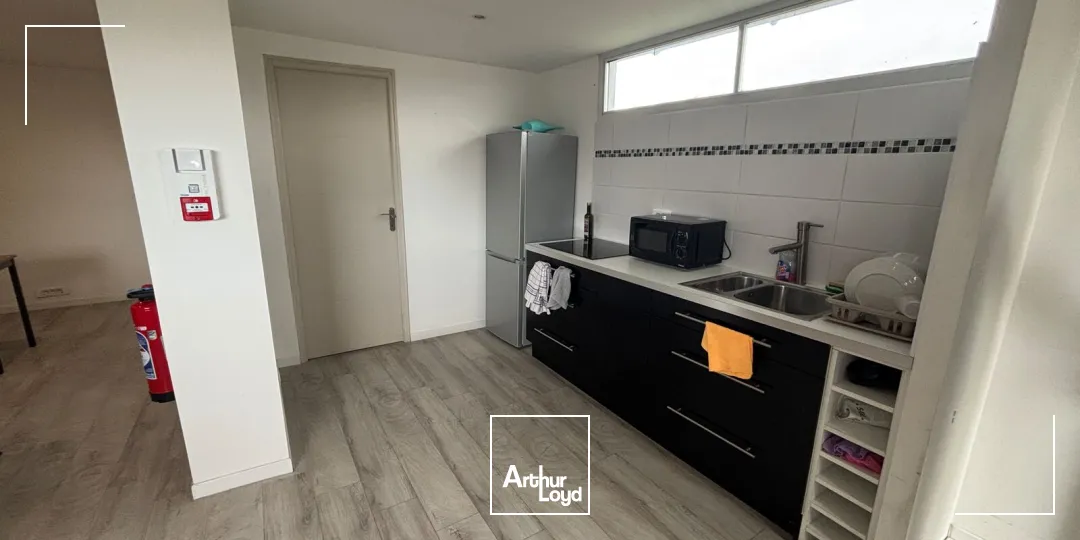 Locaux commerciaux - Location - VILLENAVE D'ORNON - 33140 - 85.2-184.7 - 7980757