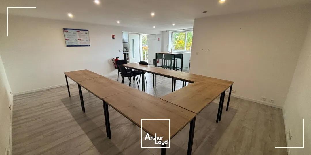 Locaux commerciaux - Location - VILLENAVE D'ORNON - 33140 - 85.2-184.7 - 7980758