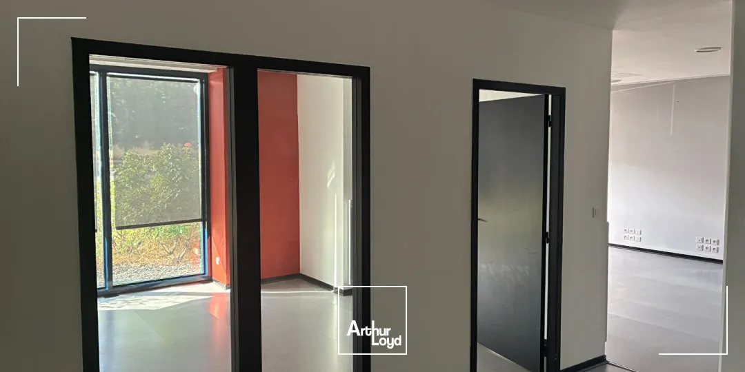 Bureaux - Location - LA ROCHELLE - 17000 - 141-141 - 7981213