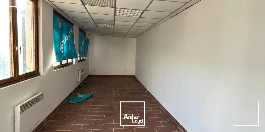 Locaux commerciaux - Location - SAINT QUENTIN - 02100 - 453-453 - 7981536