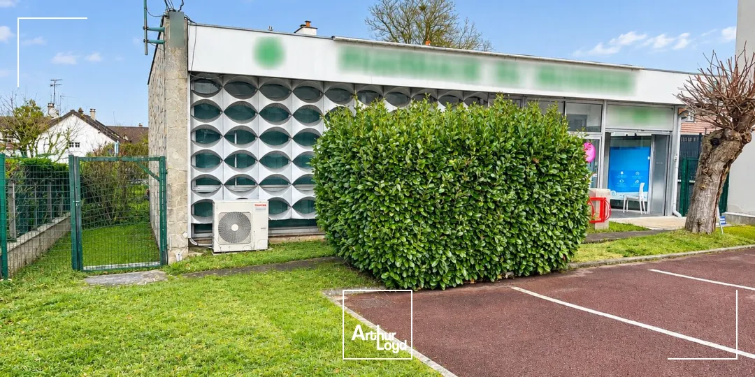 Locaux commerciaux - Location - OSNY - 95520 - 150-150 - 7981892