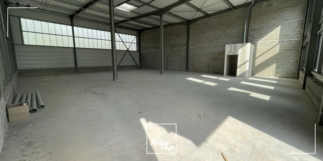 Locaux d'activité & Entrepôts - Location - NIORT - 79000 - 346-346 - 8007239