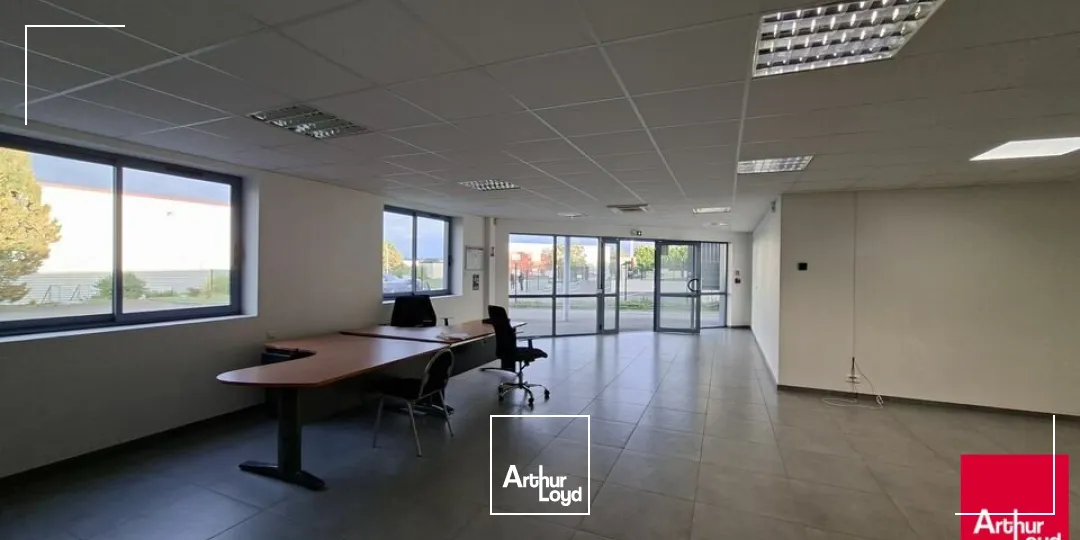 Locaux d'activité & Entrepôts - Location - SAINT-SATURNIN - 72650 - 2400-2400 - 8012891