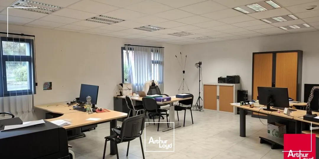 Locaux d'activité & Entrepôts - Location - SAINT SATURNIN - 72650 - 1320-1320 - 8012895