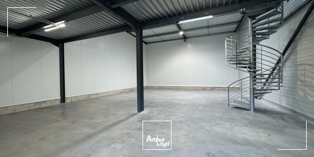 Locaux d'activité & Entrepôts - Location - CHAMPNIERS - 16430 - 435-435 - 8019502