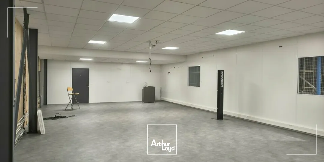 Locaux d'activité & Entrepôts - Location - SAINTE HELENE DU LAC - 73800 - 180-1413 - 8025543