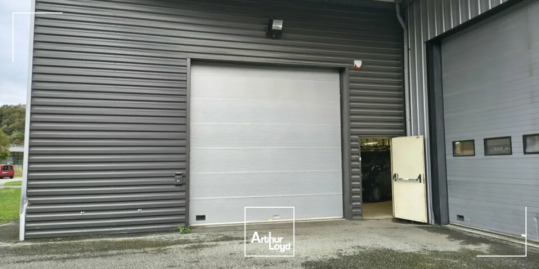 Locaux d'activité & Entrepôts - Location - SAINTE HELENE DU LAC - 73800 - 180-1413 - 8025544