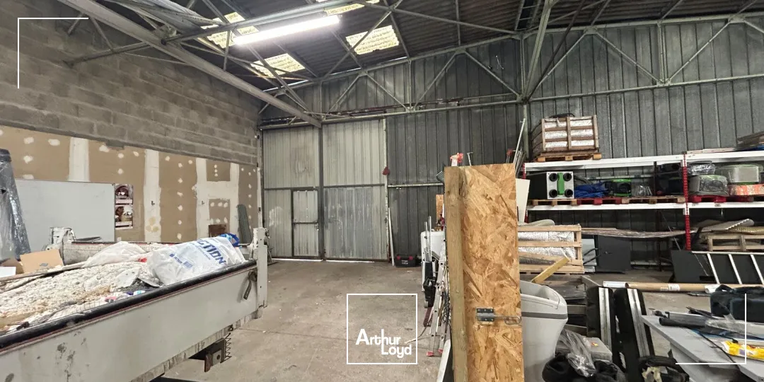 Locaux d'activité & Entrepôts - Location - NANTES - 44300 - 320-320 - 8040123