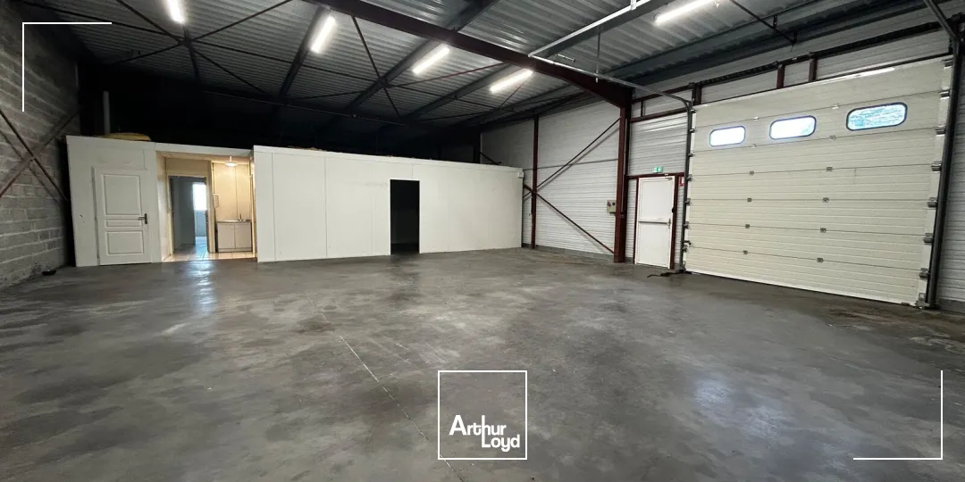 Locaux d'activité & Entrepôts - Location - BLANQUEFORT - 33290 - 240-240 - 8042637