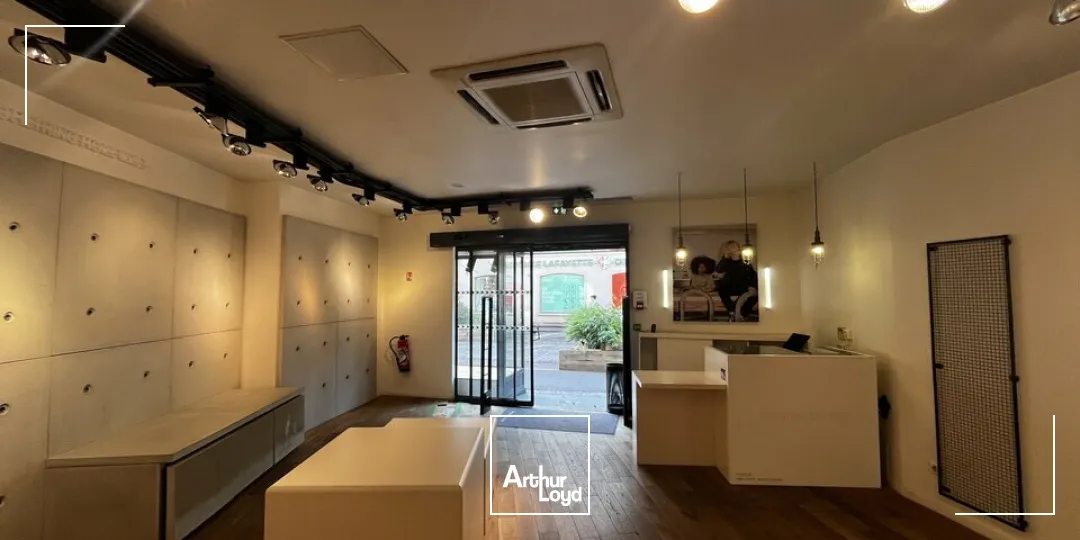 Locaux commerciaux - Location - COLMAR - 68000 - 129.77-129.77 - 8077077