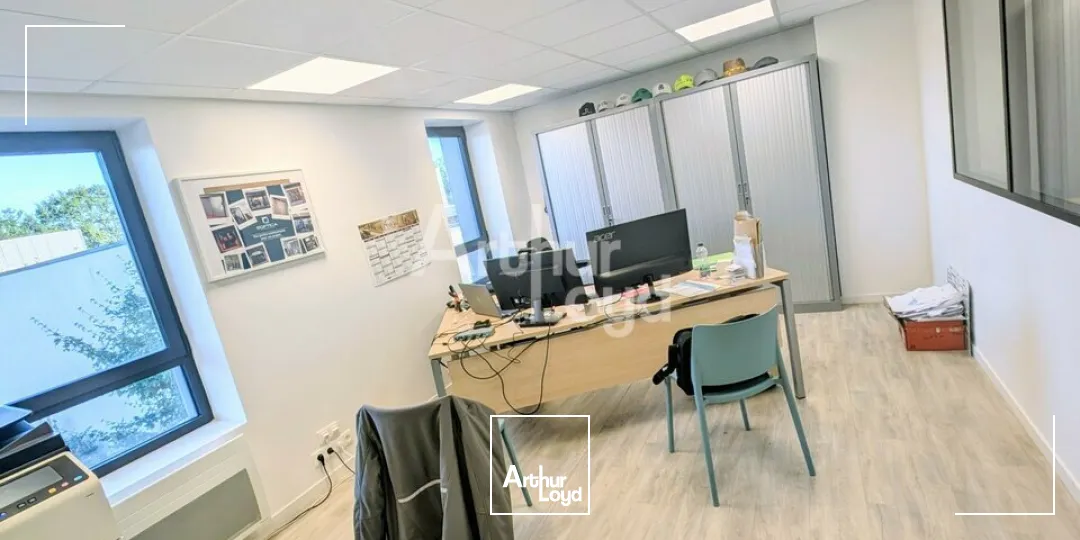 Locaux d'activité & Entrepôts - Location - SAINT-GILLES - 35590 - 230-230 - 8077145