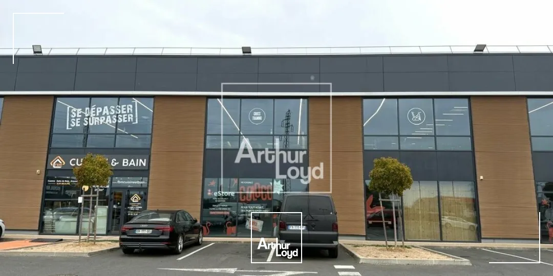 Locaux commerciaux - Location - VARENNES-SUR-SEINE - 77130 - 666-666 - 8077153