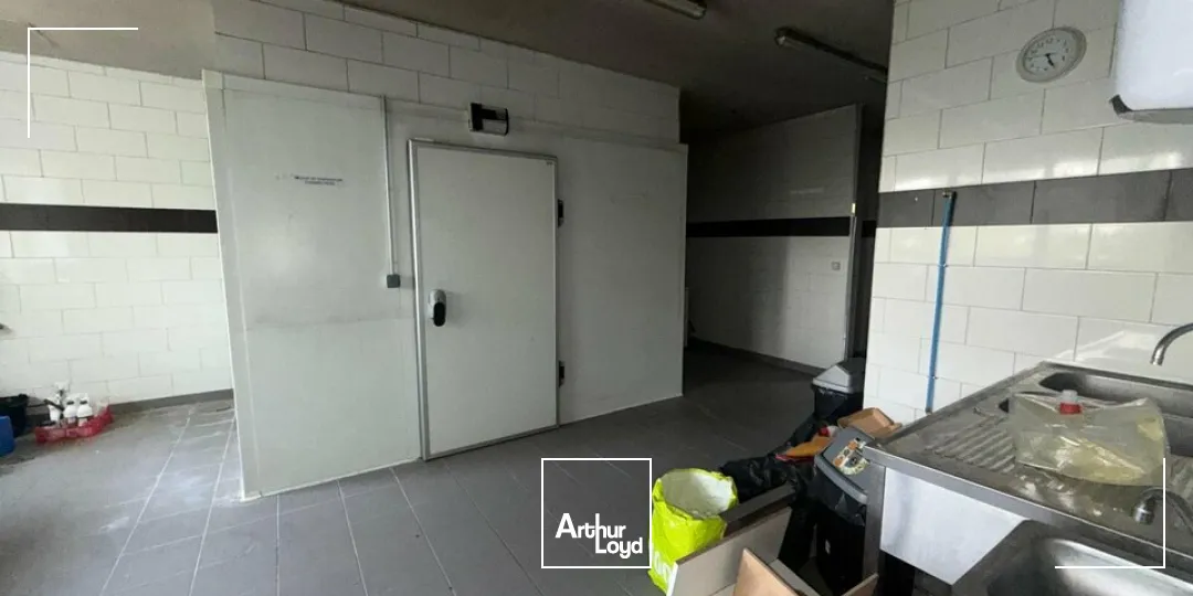 Locaux commerciaux - Location - CHASSENEUIL-DU-POITOU - 86360 - 400-400 - 8077171