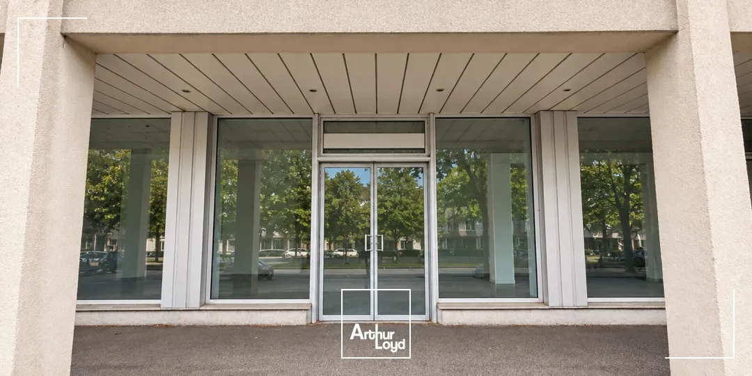 Locaux commerciaux - Location - MERIGNAC - 33700 - 53.38-261.67 - 8077555
